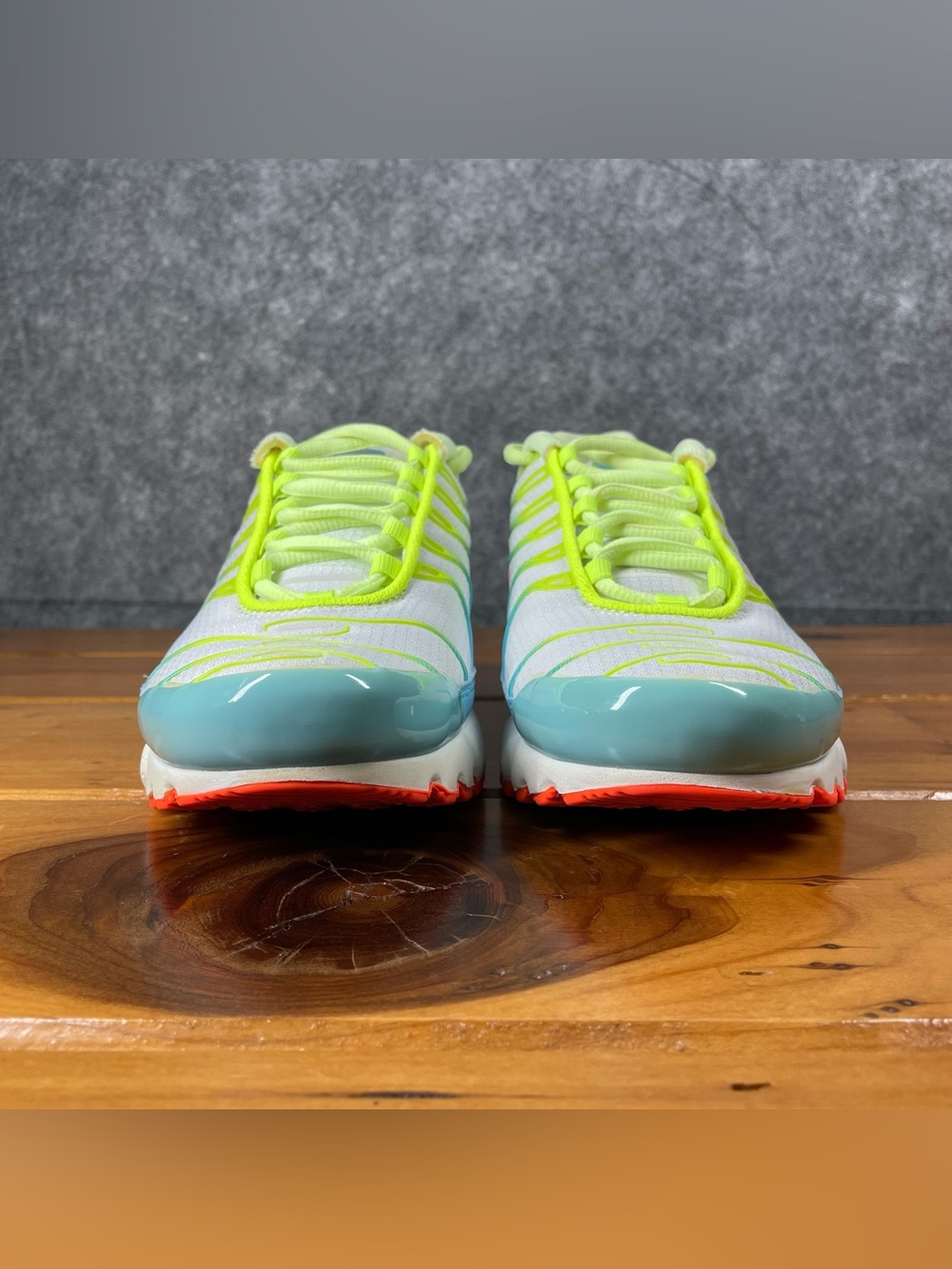 Nike Air Max Plus TN GS Size 6Y / Womens 7.5 White Blue Volt Orange CJ9930-400 - Picture 5 of 16